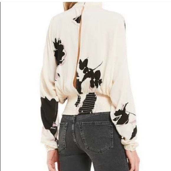 Free People Cream,‎ Black & Lavender Say You Love Me Blouse Size Medium - Picture 2 of 12